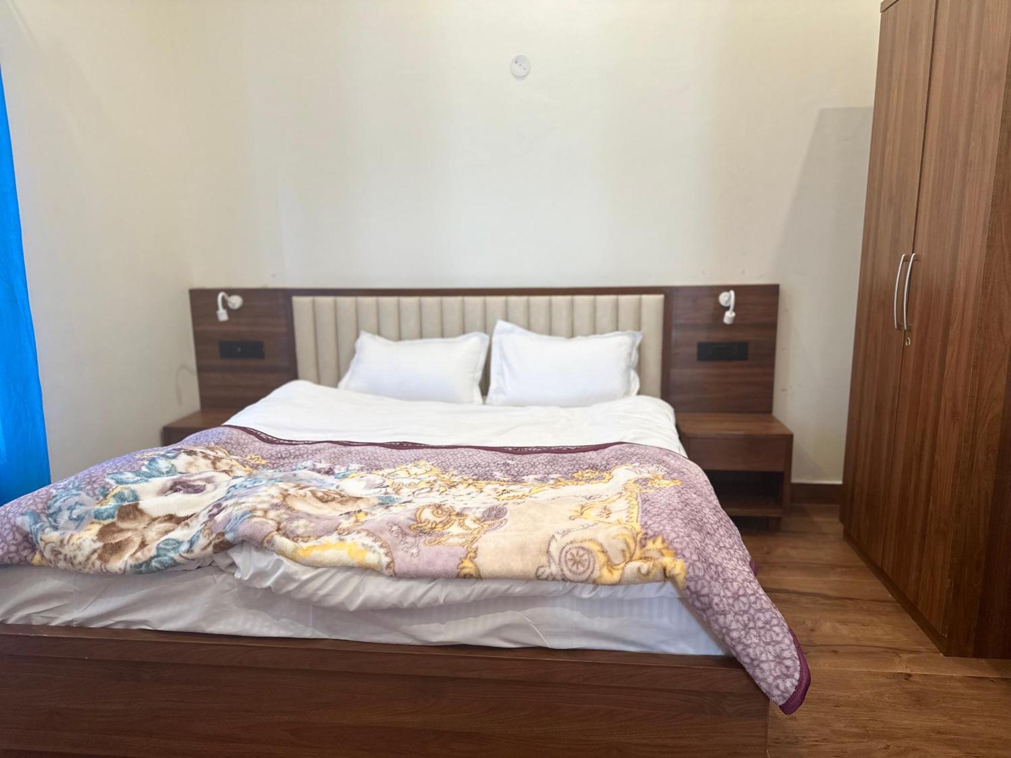 Bed and Breakfast F S Kasauli Solan Exterior foto